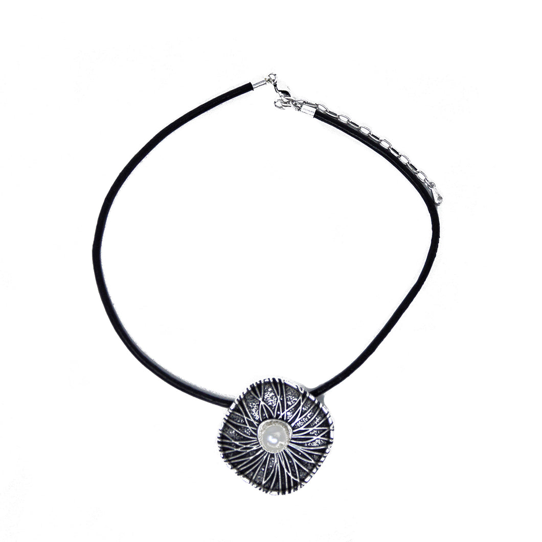 Pearl Flower Necklace